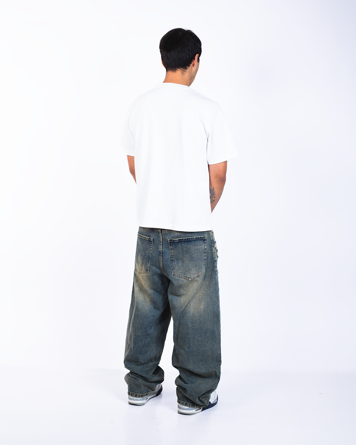 baggy jeans akira