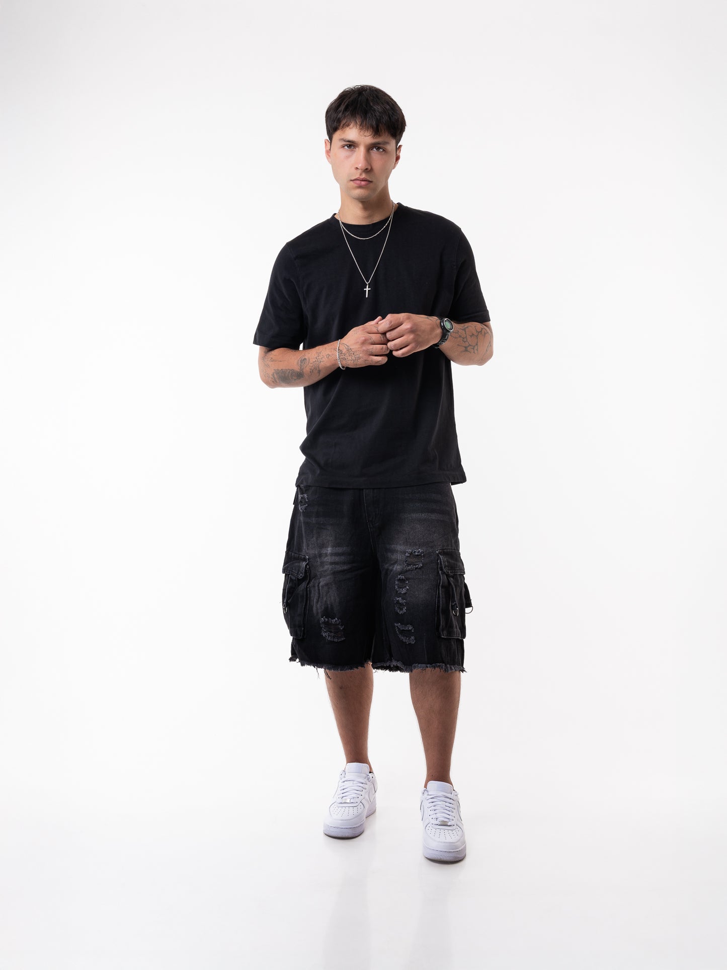 short cargo valencia