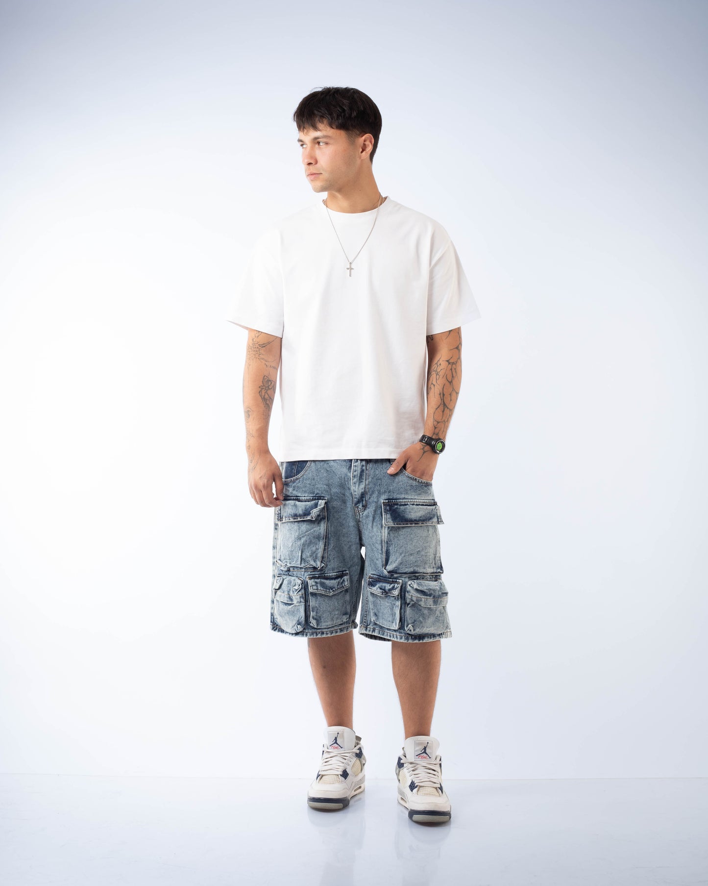 short multi cargo sky